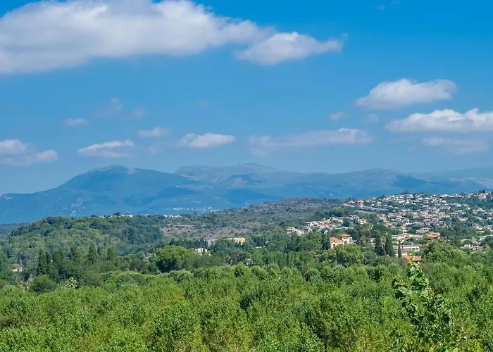 A7- 2 Bdr Sea & Mountain View - Ac, Parking, Pool & Terrace *