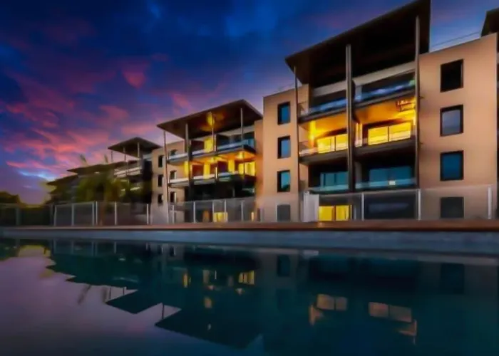 A7- 2 Bdr Sea & Mountain View - Ac, Parking, Pool & Terrace