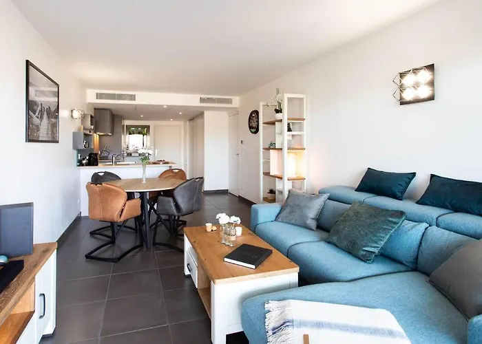 A7- 2 Bdr Sea & Mountain View - Ac, Parking, Pool & Terrace Апартаменти Антіб